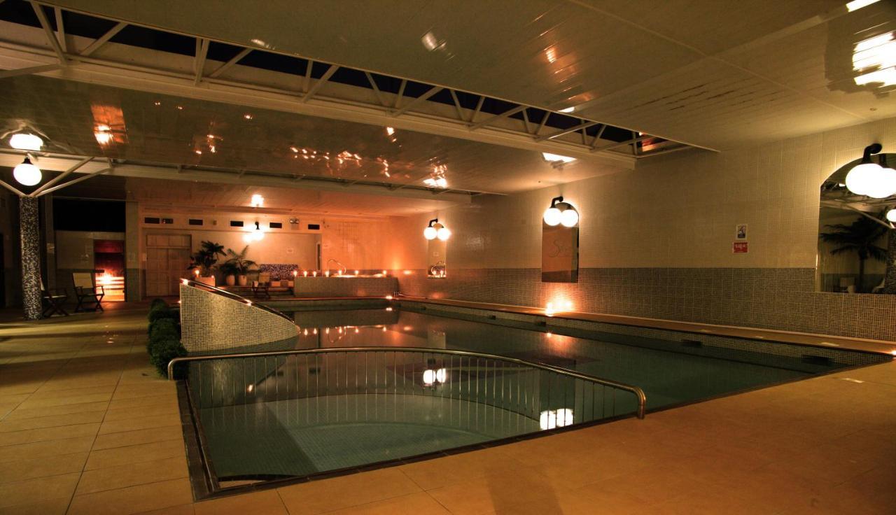 County Arms Birr Hotell Eksteriør bilde