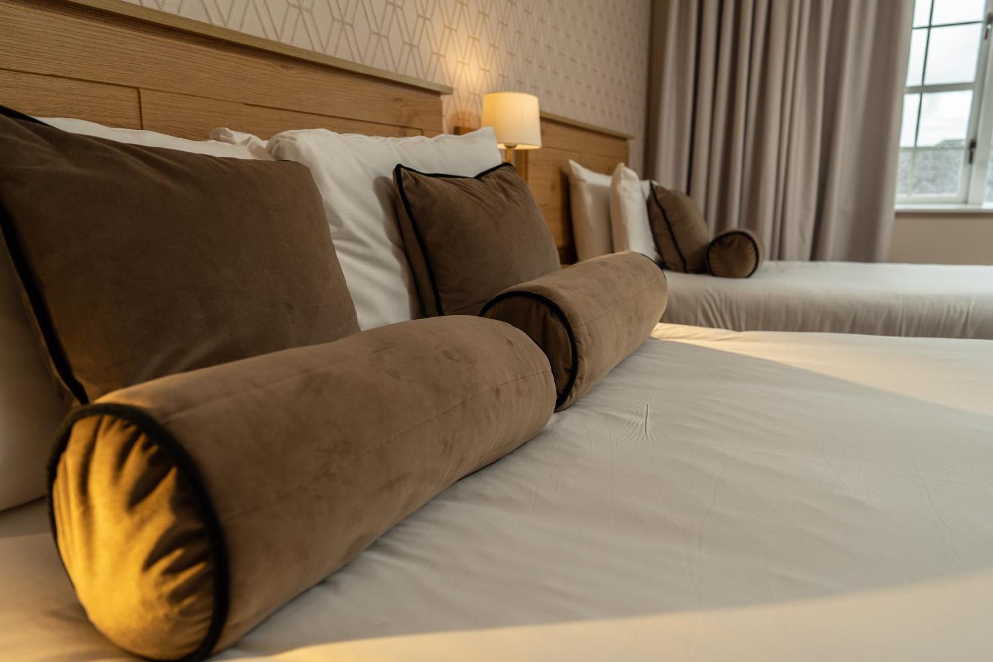 County Arms Birr Hotell Eksteriør bilde