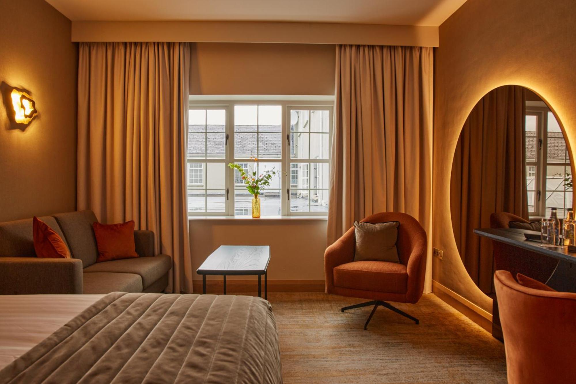 County Arms Birr Hotell Eksteriør bilde