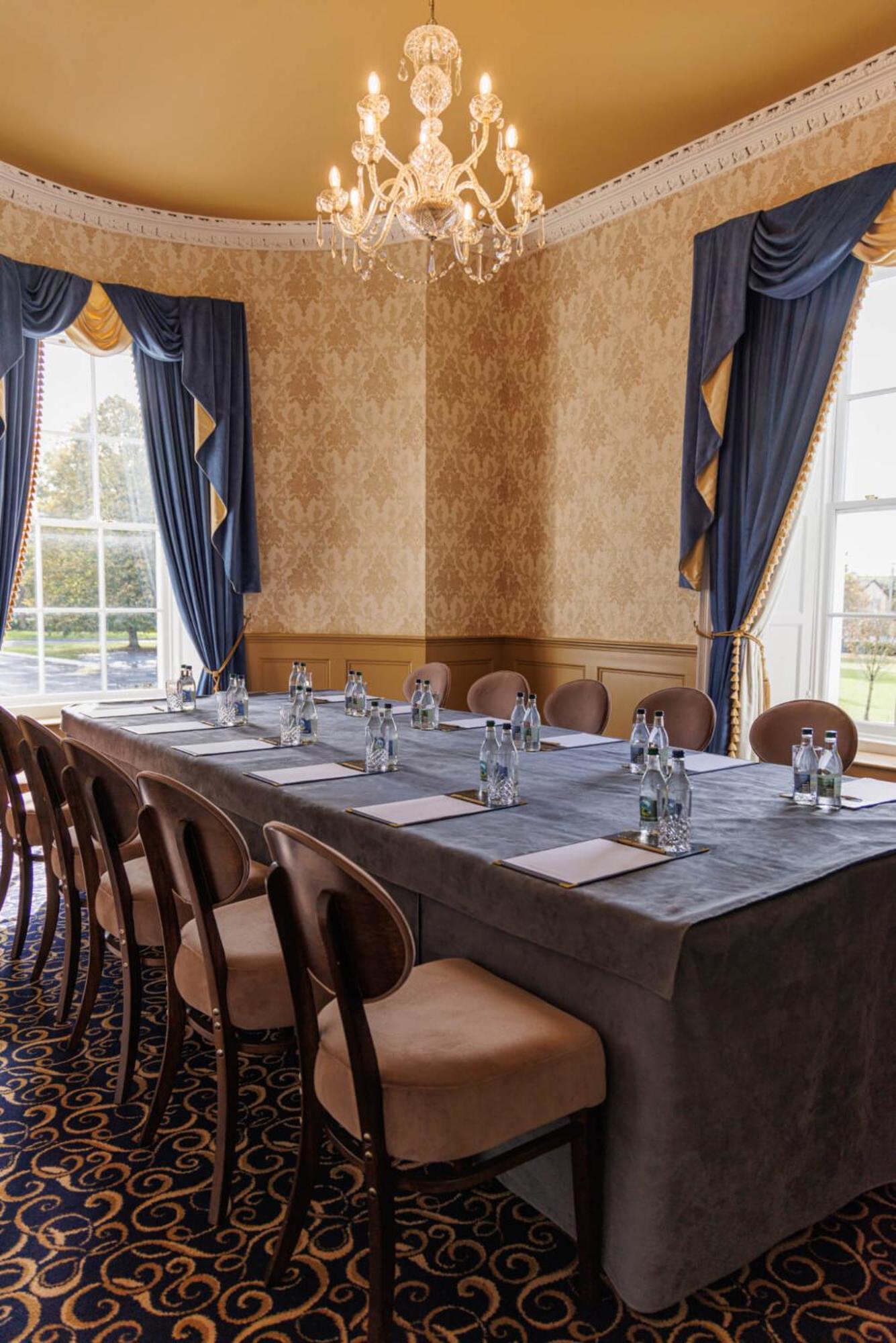 County Arms Birr Hotell Eksteriør bilde